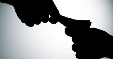 पोलीस उपनिरीक्षकाची ‘हप्तेखोरी’ उपनिरीक्षकाला निलंबित करण्याचे आदेश